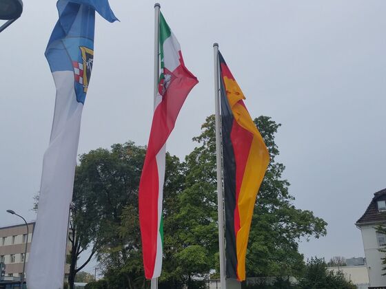 Flaggen Bochums, NRW und Deutschlands